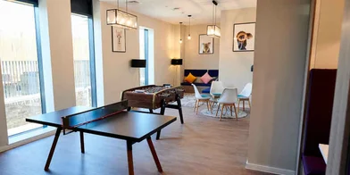 Quarto privado em residência em Alliot House, 4 Forest Road, Walthamstow, London, E17 6JJ United Kingdom, imagem 8 de 24