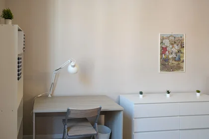 Stanza privata in Via Giorgio Regnoli 56, immagine 2 di 10