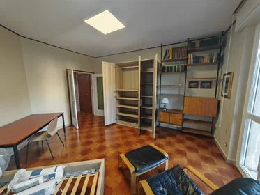 Privatzimmer in der Via Sant'Ampellio, Tibaldi, bild 2 von 10