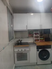 Dairenin tamamı konumu Calle de Sáhara, Villaverde, 6 9 görüntüsü