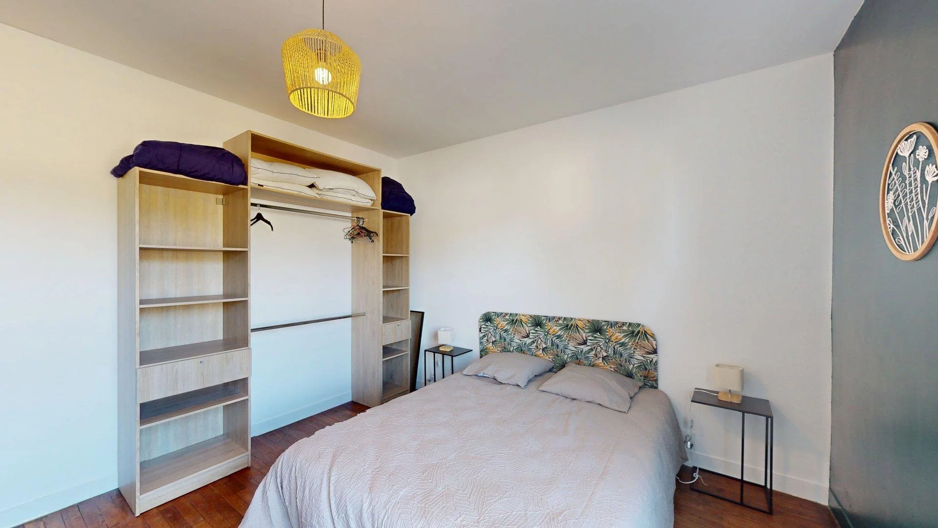 Quarto amigo do estudante em  com comodidades modernas