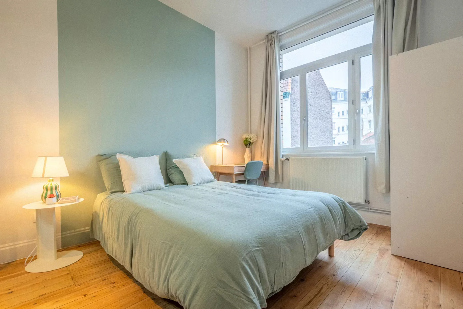 Cozy room for students available in 
