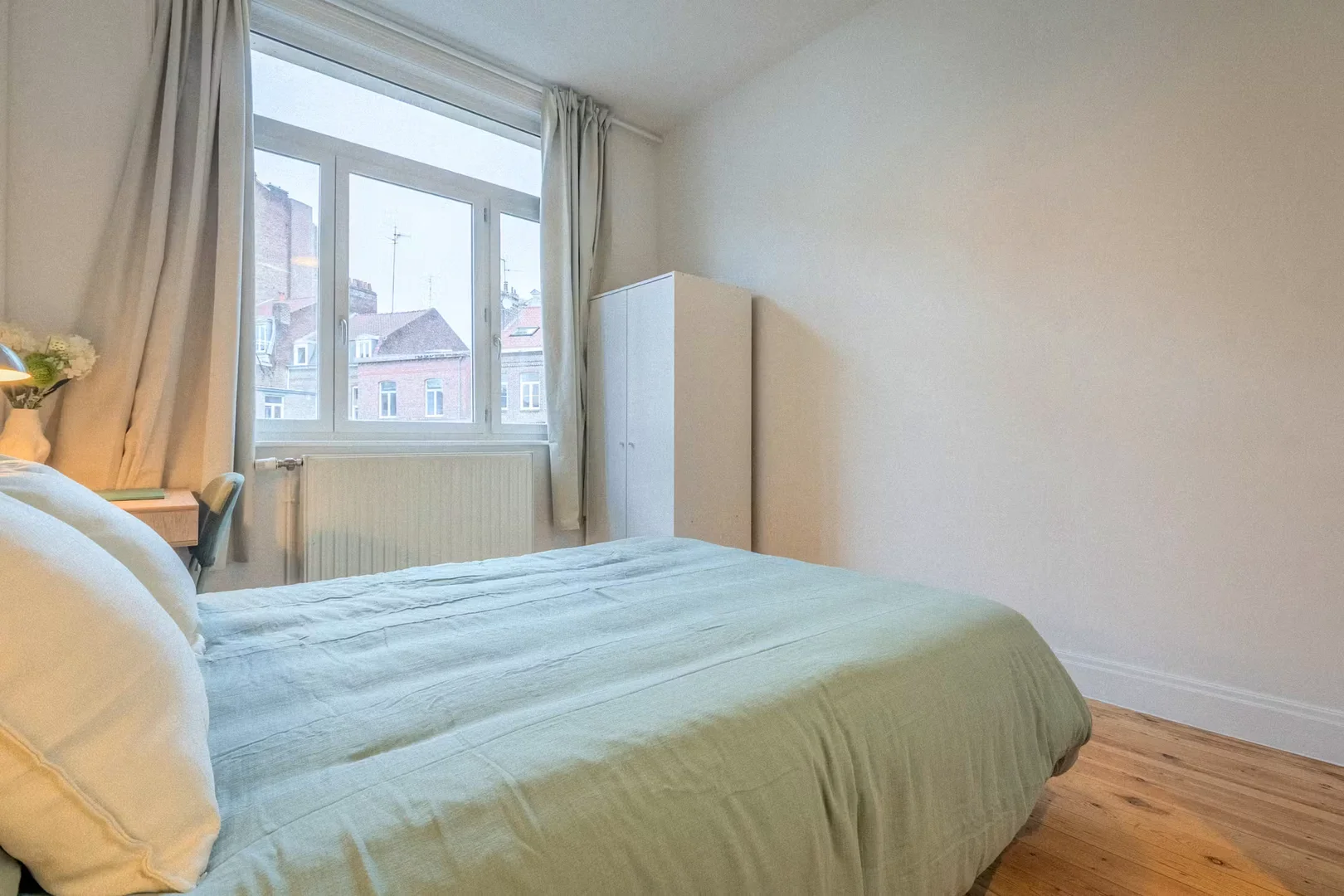 Comfortable and spacious student room in 