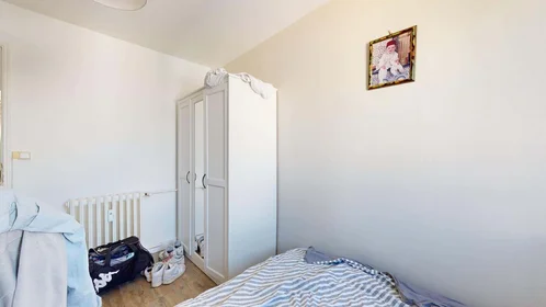 Private room at 12 Rue Gustave Mareau, 49000 Angers, France, image 5 of 20
