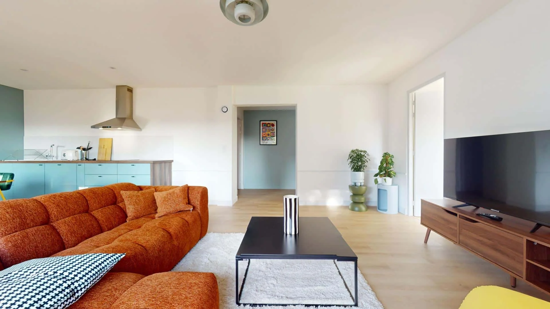 Quarto para alugar em apartamento de estudantes em , totalmente mobilado