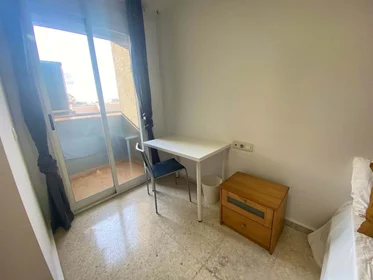 Dairenin tamamı konumu C/ de José María Haro, 46022 València, Valencia, Spain, 13 19 görüntüsü