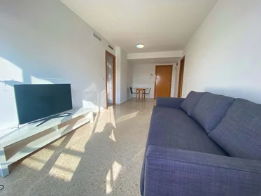 Dairenin tamamı konumu C/ de José María Haro, 46022 València, Valencia, Spain, 3 19 görüntüsü