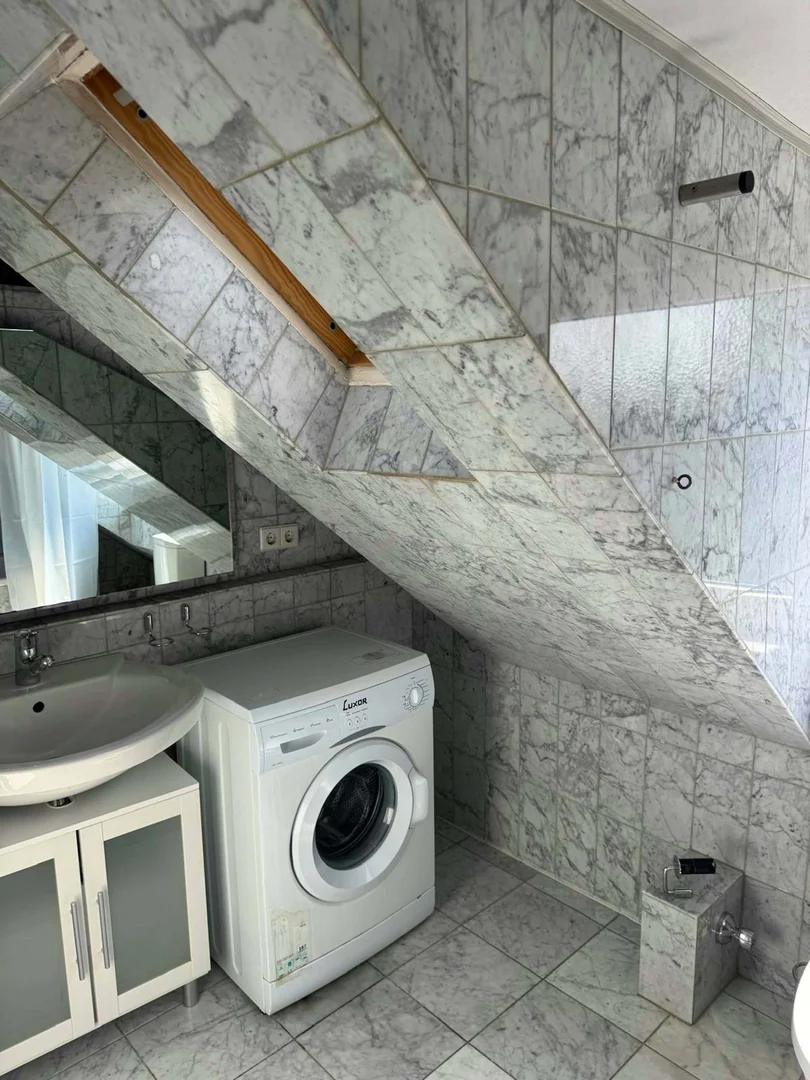 Chambre d'étudiant confortable et spacieuse dans 