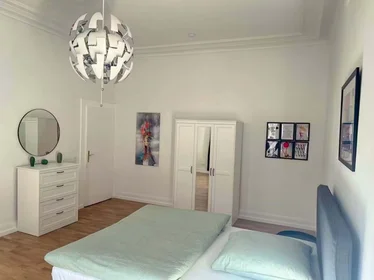 Private room at Münchener Str., 60329 Frankfurt am Main, Germany, image 3 of 11