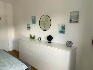 Privatzimmer in der Eschersheimer Landstraße, 60322 Frankfurt am Main, Germany, bild 4 von 12