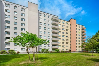 Özel oda konumu Hindelangstraße, 81475 München-Thalkirchen-Obersendling-Forstenried-Fürstenried-Solln, Germany, 12 14 görüntüsü