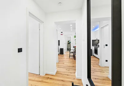 Özel oda konumu Hindelangstraße, 81475 München-Thalkirchen-Obersendling-Forstenried-Fürstenried-Solln, Germany, 9 14 görüntüsü