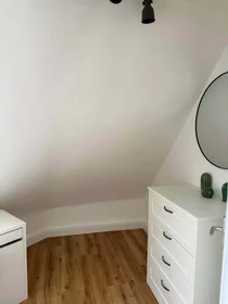Chambre privée à Rather Str., 40476 Düsseldorf-Stadtbezirk 1, Germany, image 5 de 9