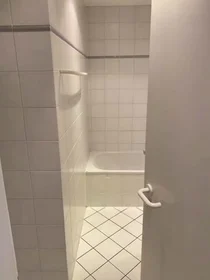Stanza privata in Arndtstraße, 60325 Frankfurt am Main, Germany, immagine 7 di 10