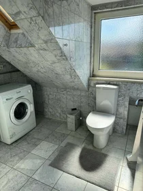 Chambre privée à Linienstraße, 40227 Düsseldorf-Stadtbezirk 3, Germany, image 6 de 7