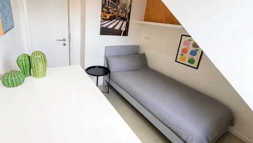 Chambre privée à Kurze Str., 40213 Düsseldorf-Stadtbezirk 1, Germany, image 2 de 6