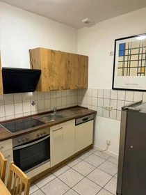 Stanza privata in Hüttenstraße, 40227 Düsseldorf-Stadtbezirk 3, Germany, immagine 4 di 5