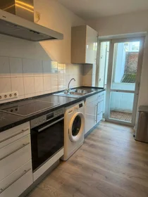 Chambre privée à Rather Str., 40476 Düsseldorf-Stadtbezirk 1, Germany, image 5 de 6