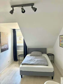 Private room at Rosenstraße, 40479 Düsseldorf-Stadtbezirk 1, Germany, image 3 of 8