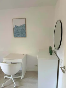 Private room at Rosenstraße, 40479 Düsseldorf-Stadtbezirk 1, Germany, image 4 of 8
