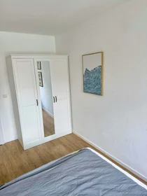 Chambre privée à Kurze Str., 40213 Düsseldorf-Stadtbezirk 1, Germany, image 4 de 6