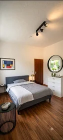 Stanza privata in Hüttenstraße, 40227 Düsseldorf-Stadtbezirk 3, Germany, immagine 1 di 5