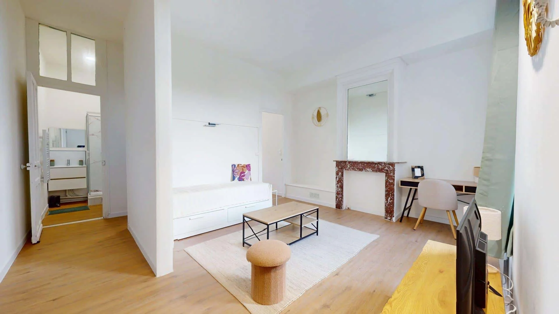 31 Rue du Grand Chemin, 59100 Roubaix, France