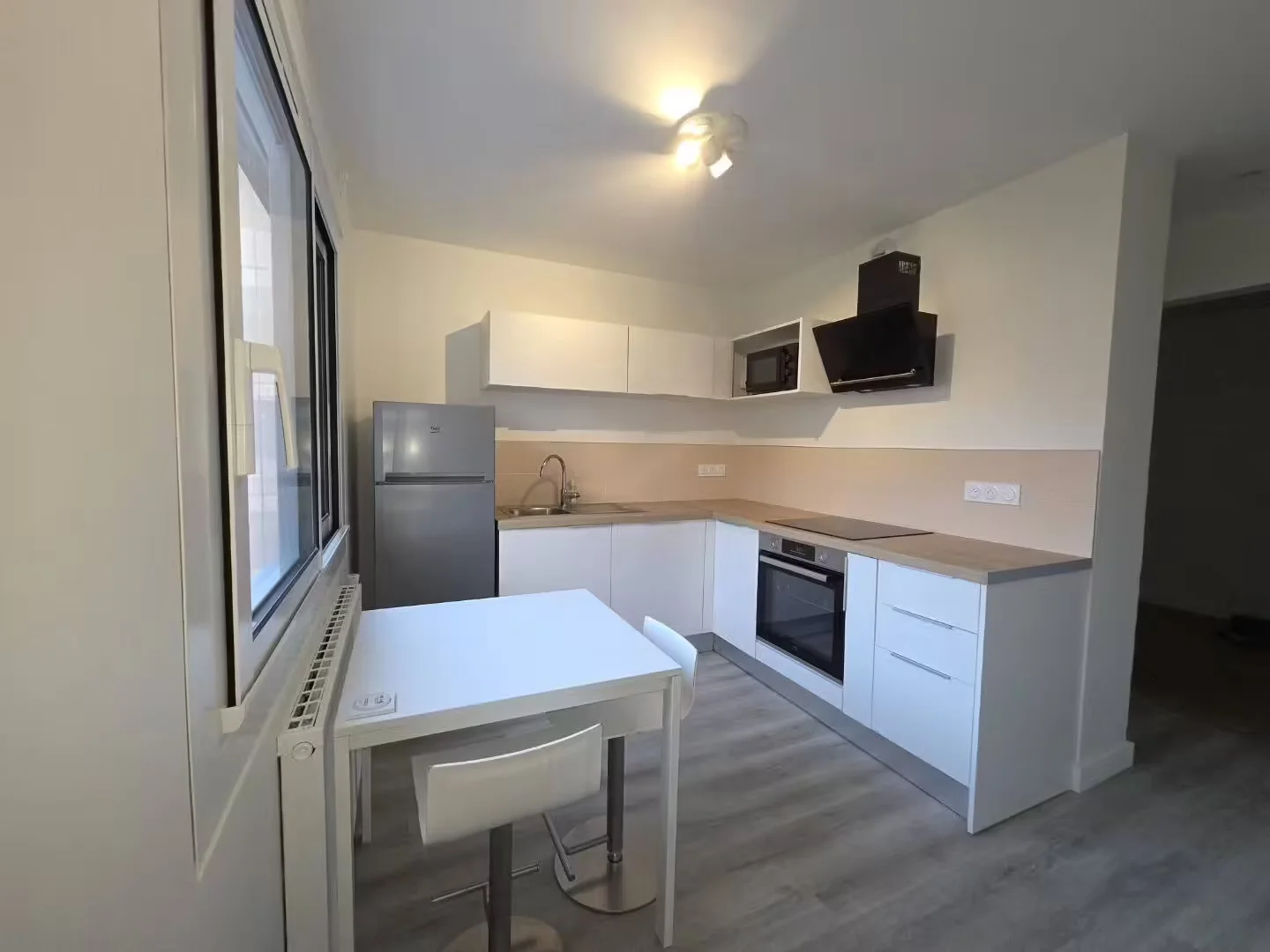 Habitación en apartamento estudiantil en alquiler en , completamente amueblado