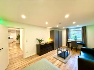 Habitación privada en Sipplinger Str., 81243 München-Aubing-Lochhausen-Langwied, Germany, imagen 1 de 10