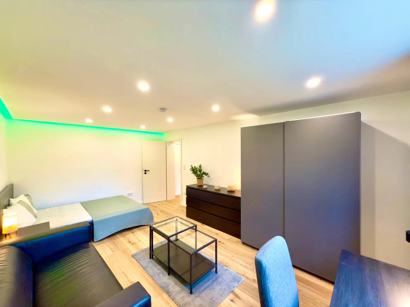 Habitación estudiantil económica con ubicación conveniente en 