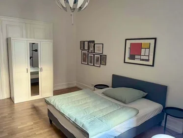 Private room at Münchener Str., 60329 Frankfurt am Main, Germany, image 6 of 13