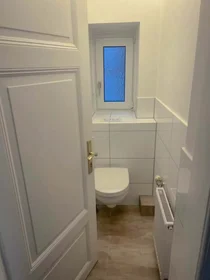 Private room at Münchener Str., 60329 Frankfurt am Main, Germany, image 7 of 11