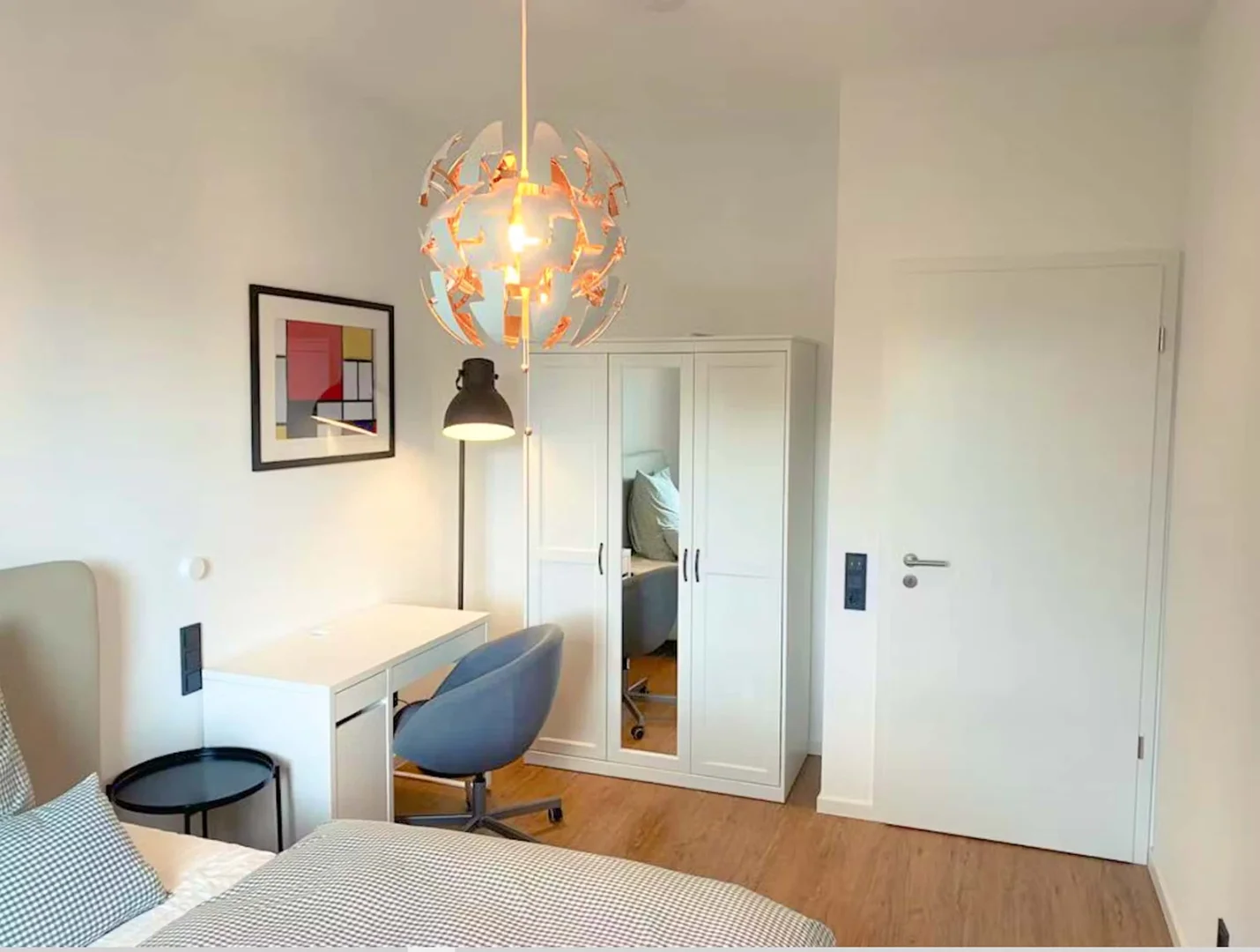 Bezahlbares Zimmer für Studenten mit ausreichender Beleuchtung in 