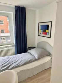Chambre privée à Rather Str., 40476 Düsseldorf-Stadtbezirk 1, Germany, image 1 de 6
