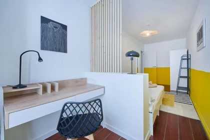 Quarto privado em R. de Santa Marta 21, 1150-291 Lisboa, Portogallo, imagem 11 de 43