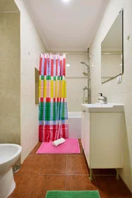 Quarto privado em R. de Santa Marta 21, 1150-291 Lisboa, Portogallo, imagem 19 de 43