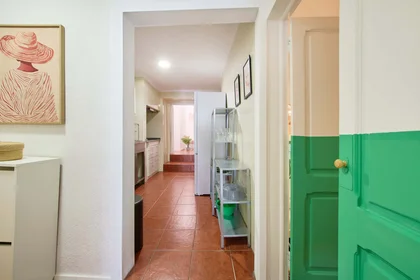 Quarto privado em R. de Santa Marta 21, 1150-291 Lisboa, Portogallo, imagem 23 de 43