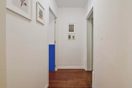 Quarto privado em R. de Santa Marta 21, 1150-291 Lisboa, Portogallo, imagem 41 de 43