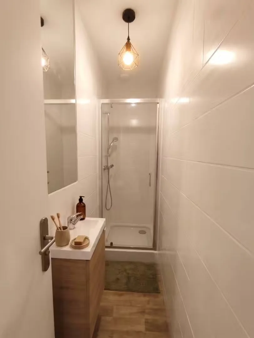 Habitación para estudiantes en  con modernas comodidades