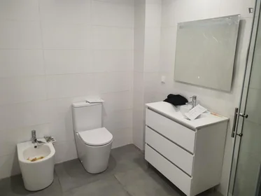 Privatzimmer in der Calçada de Carriche, bild 9 von 17