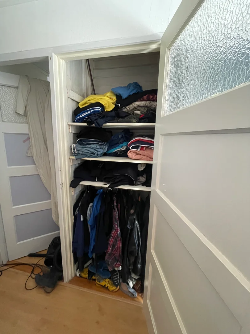 Habitación acogedora para estudiantes disponible en 