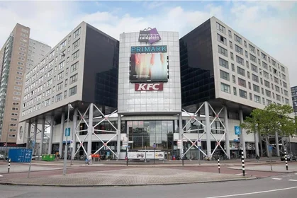 Entire apartment at Zuidplein, image 9 of 10