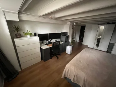 Entire apartment at Rochussenstraat, image 8 of 10