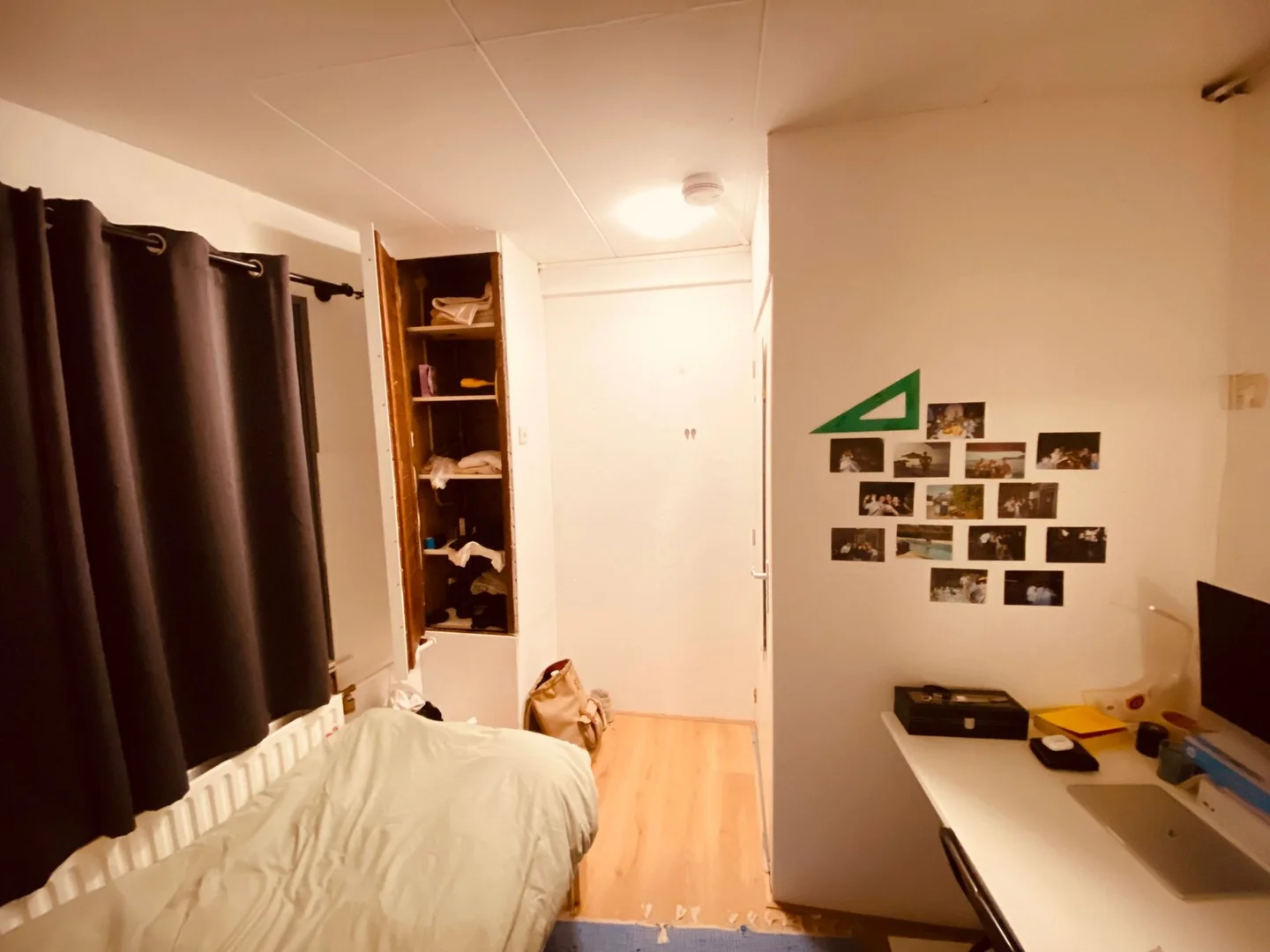 Habitación para estudiantes en  con área de estudio y facilidades compartidas