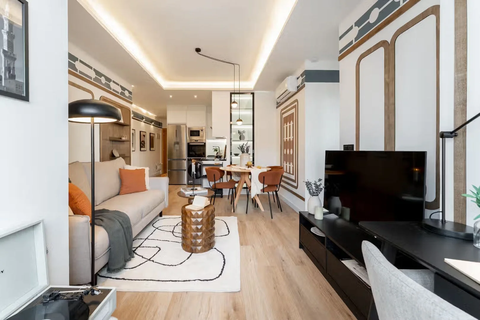 Chambre confortable pour étudiants disponible dans