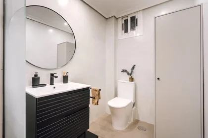 Entire apartment at Im Zollhafen, image 16 of 22