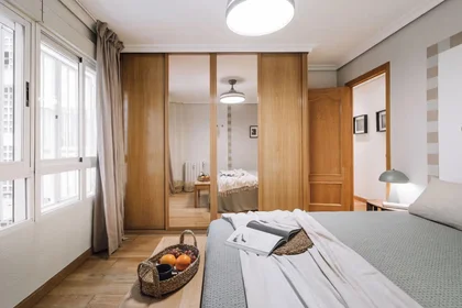 Entire apartment at Im Zollhafen, image 6 of 22