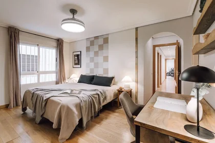 Entire apartment at Im Zollhafen, image 9 of 22