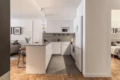 Entire apartment at Kolumbastraße, image 12 of 18