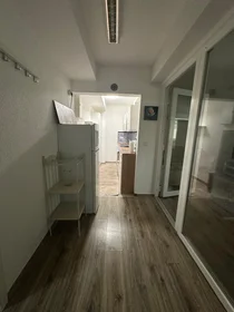 Entire apartment at Paul-Humburg-Straße, image 18 of 19
